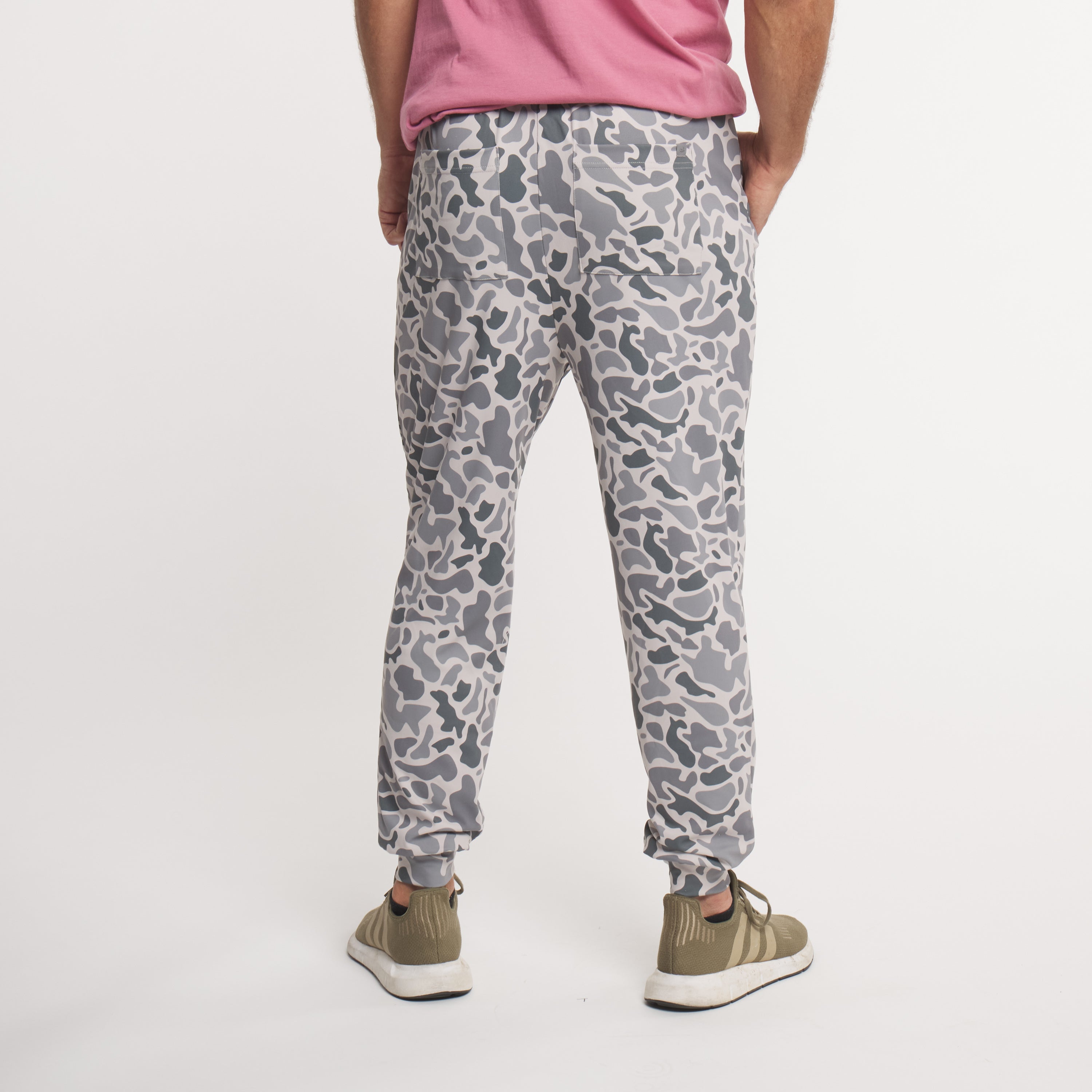 Baldwyn Retro Camo Active Jogger - Light Gray on model, back